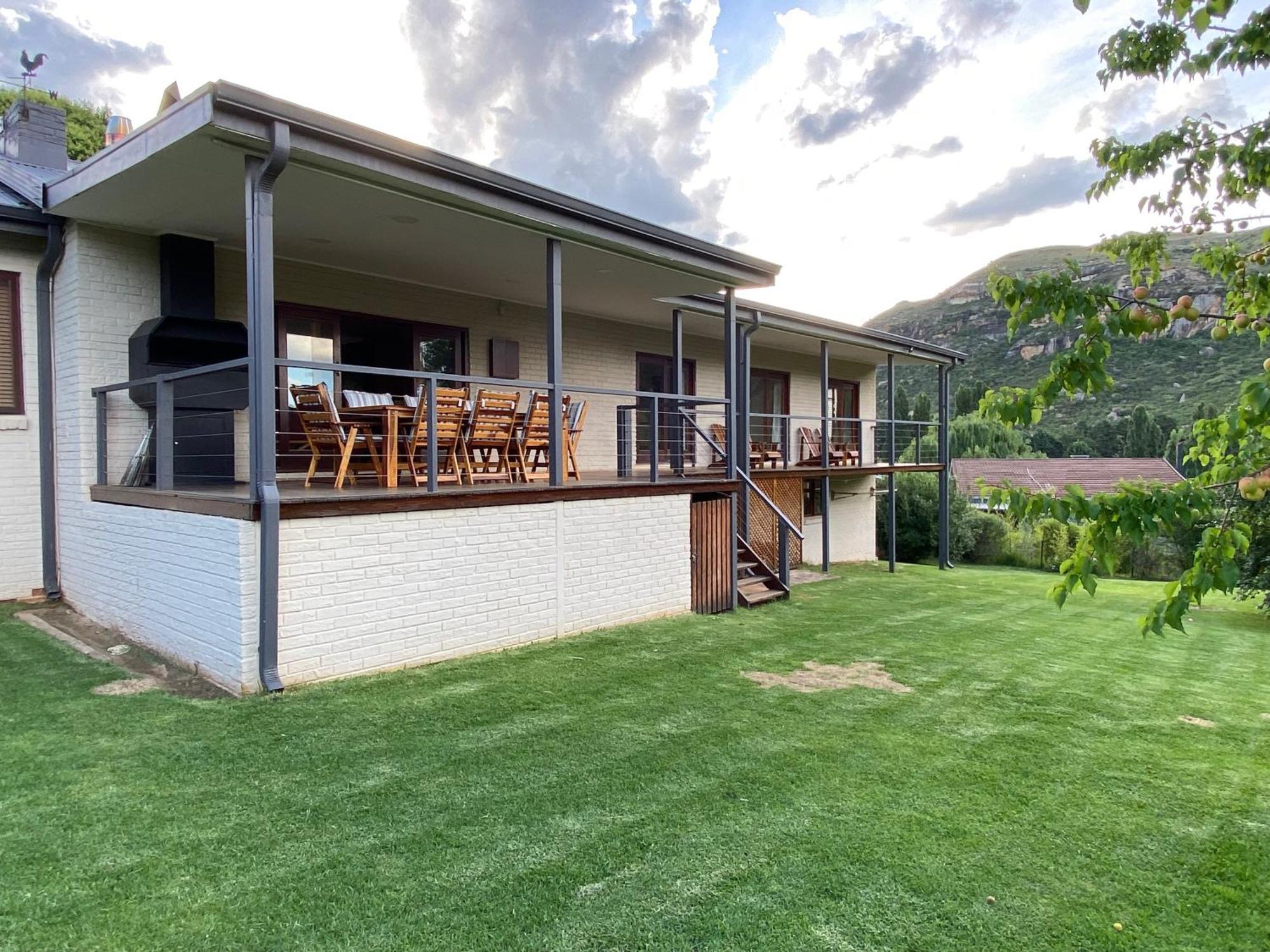 727 Church Clarens Exterior photo