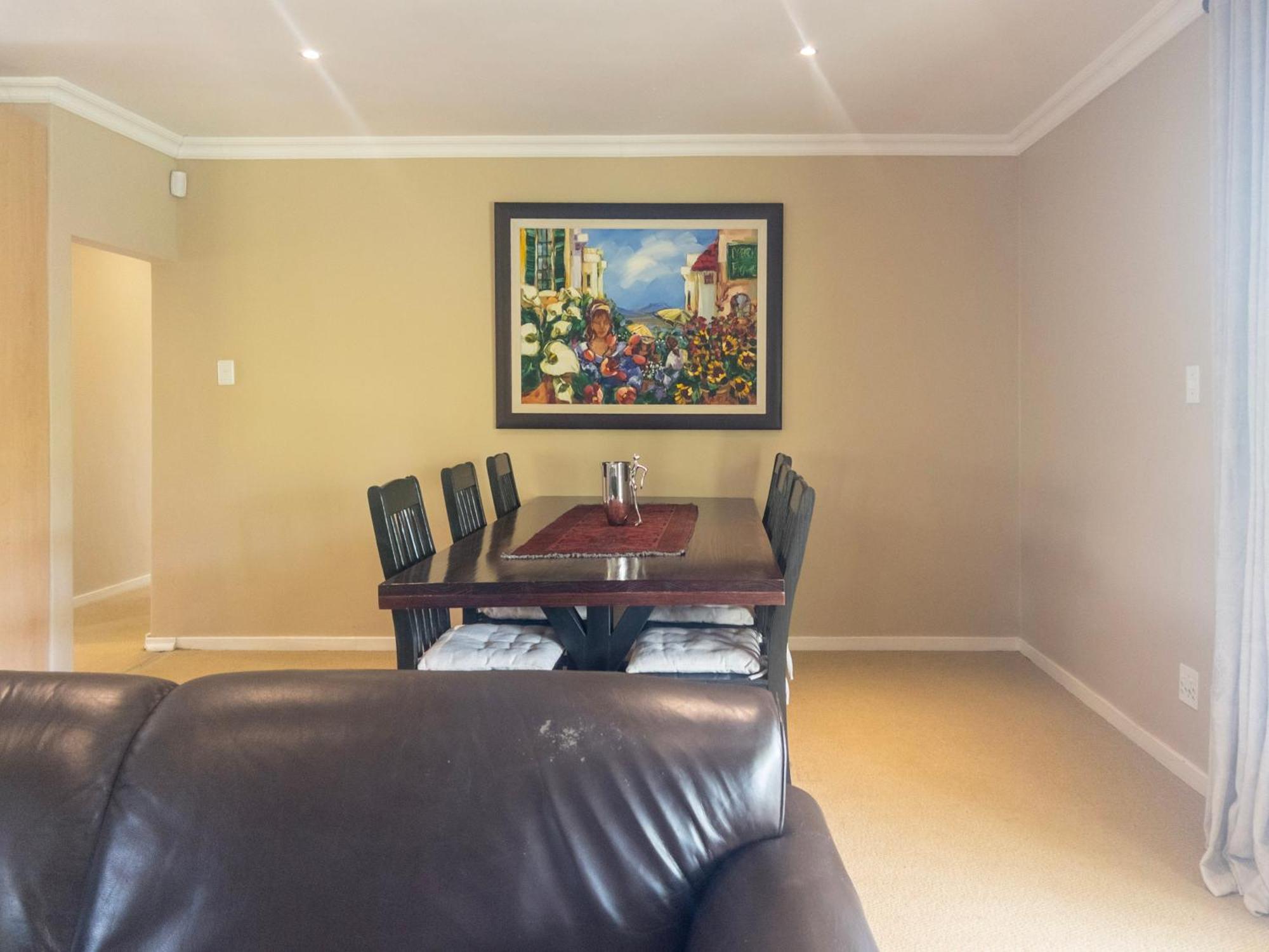 727 Church Clarens Room photo